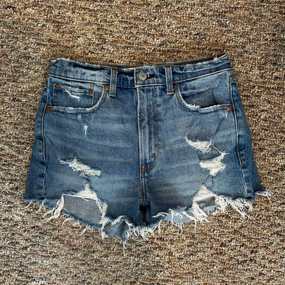 Abercrombie high rise mom shorts